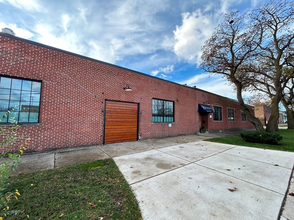 548 N Sacramento Boulevard — Chicago, IL 60612