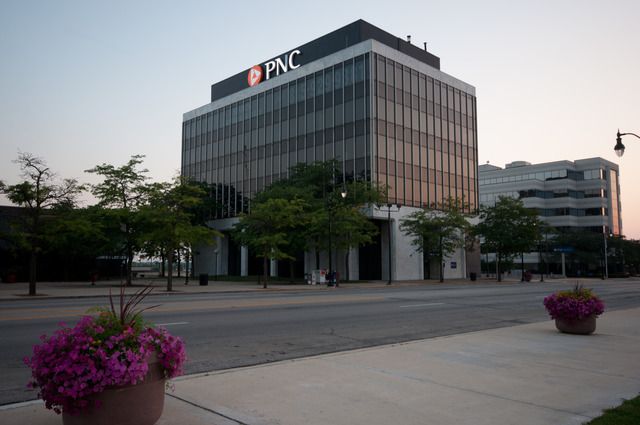 1 Dearborn Square #210 — Kankakee, IL 60901