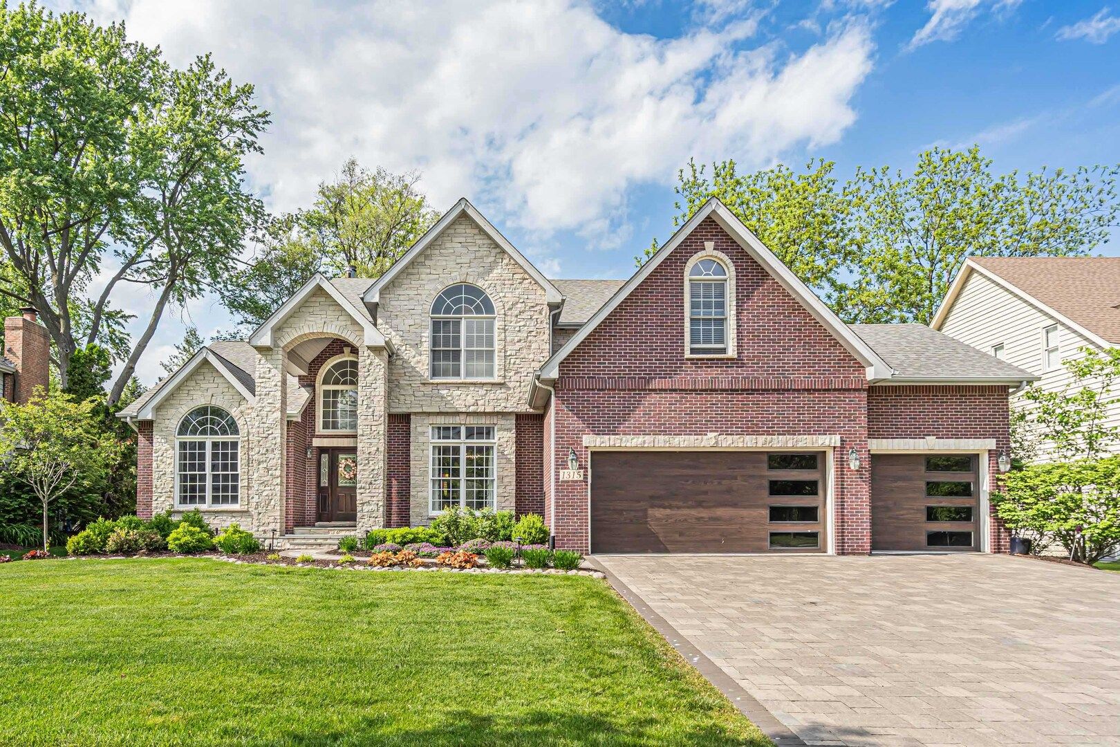 1315 Dunrobin Road — Naperville, IL 60540