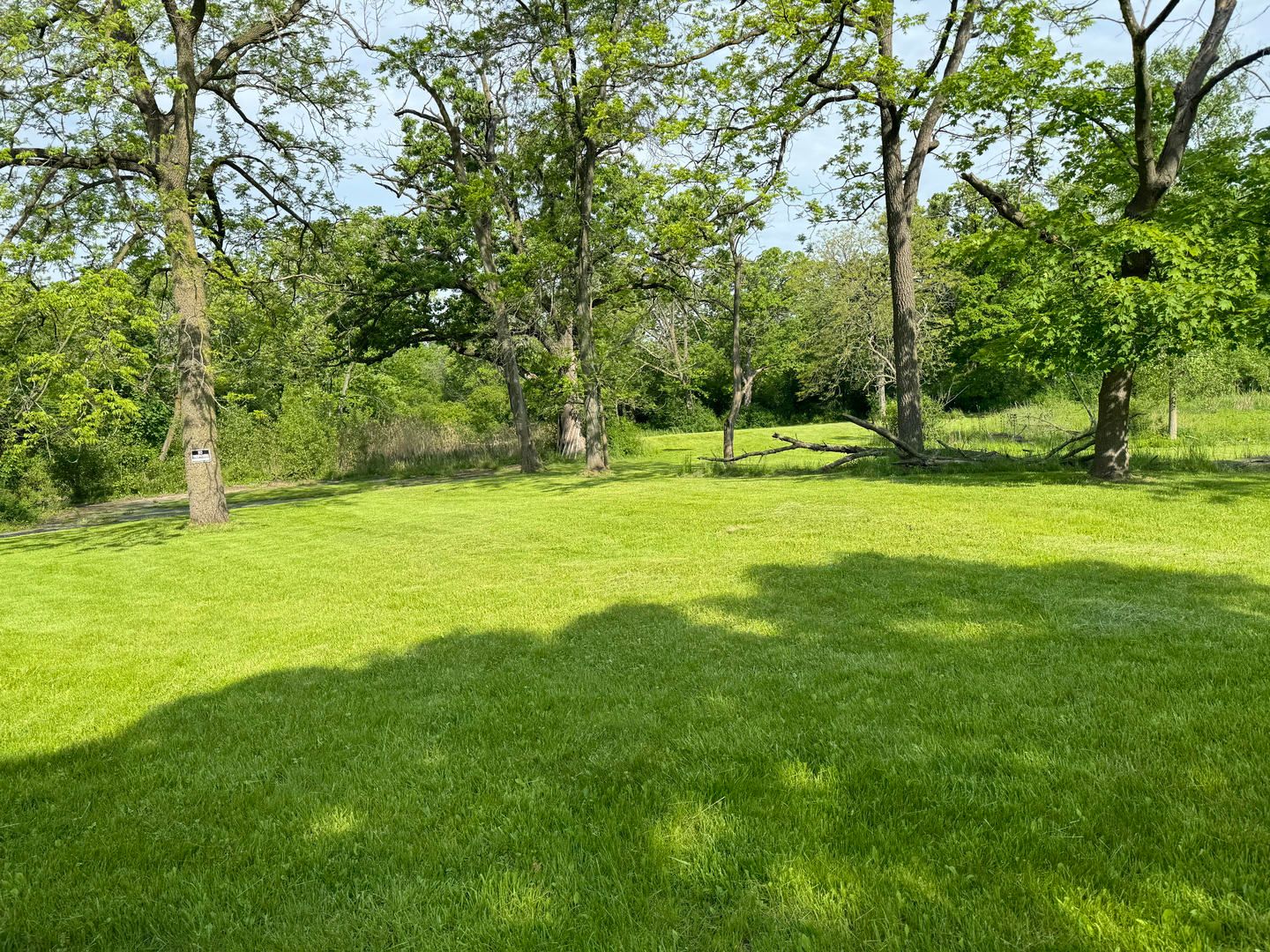 480 Saunders Road — Lake Forest, IL 60045