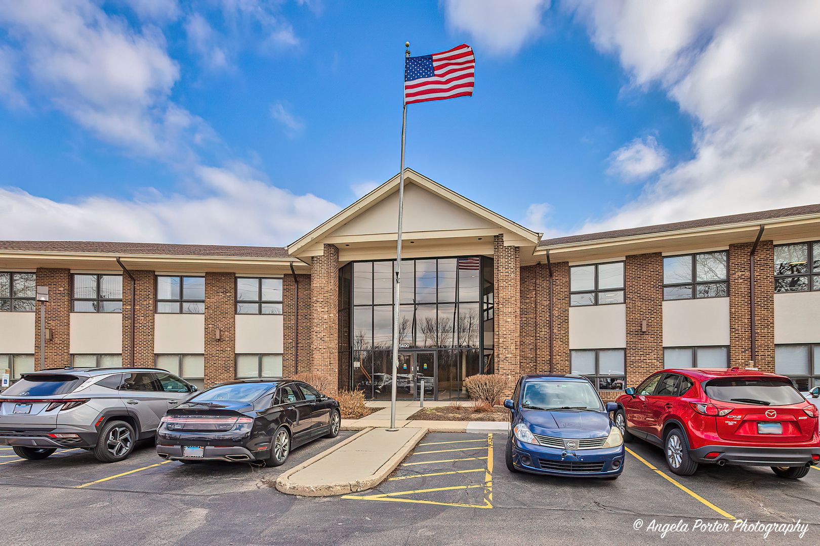 5400 W Elm Street #200-204 — McHenry, IL 60050