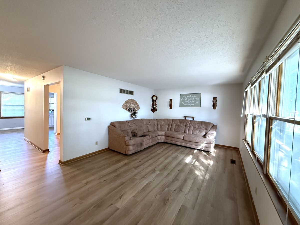 203 S Whitehead Street, Tolono, IL 61880