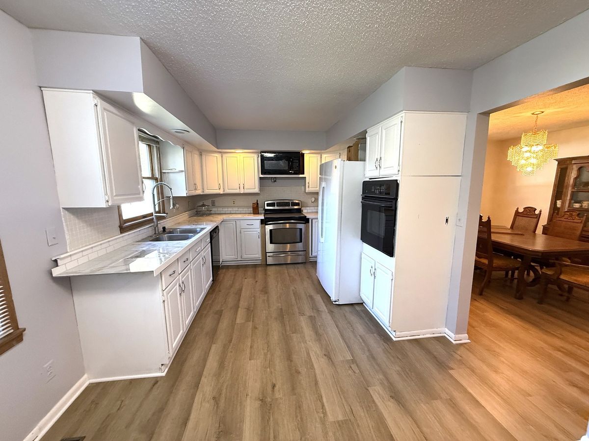 203 S Whitehead Street, Tolono, IL 61880
