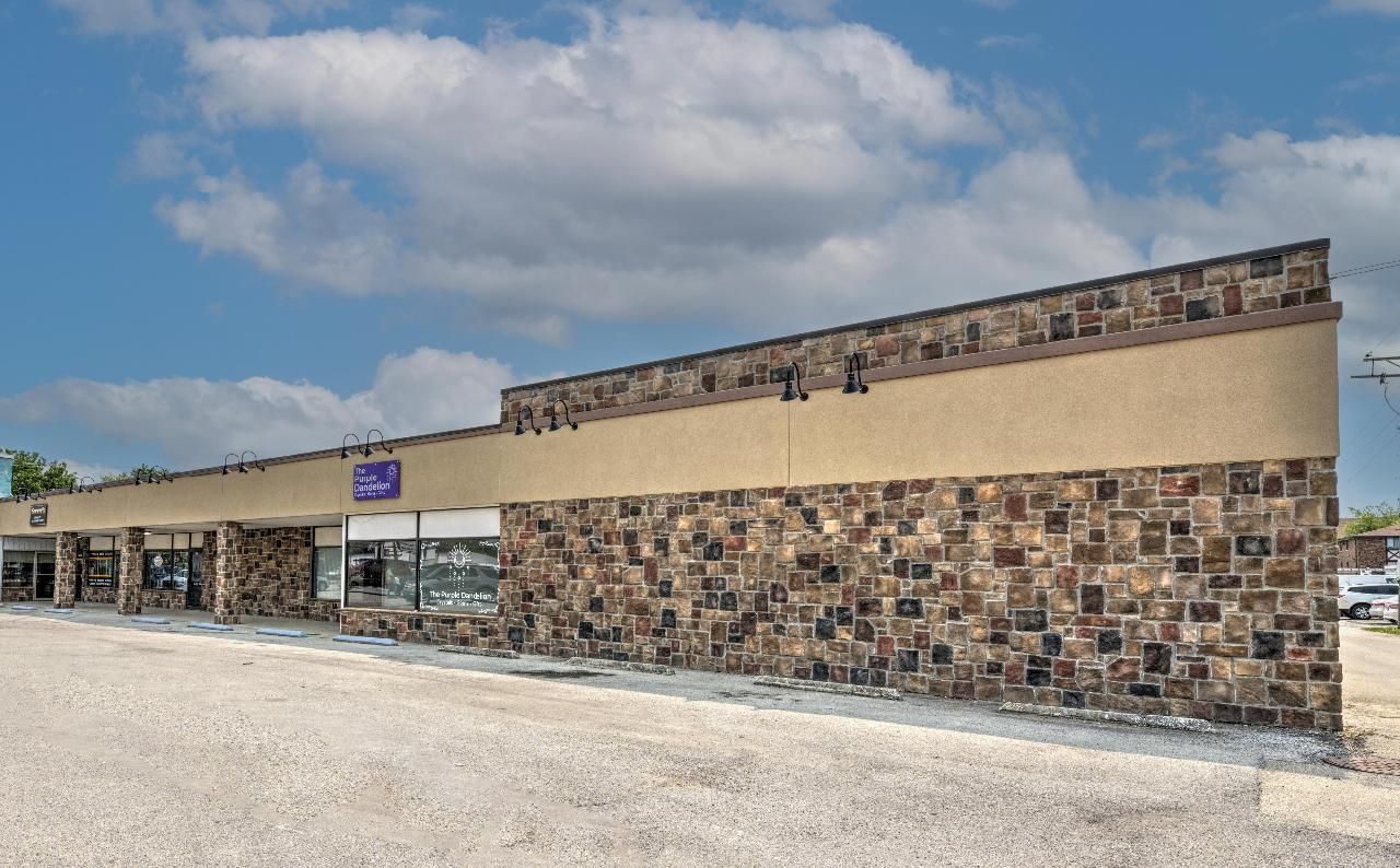 350 N Locust Street #F — Manteno, IL 60950