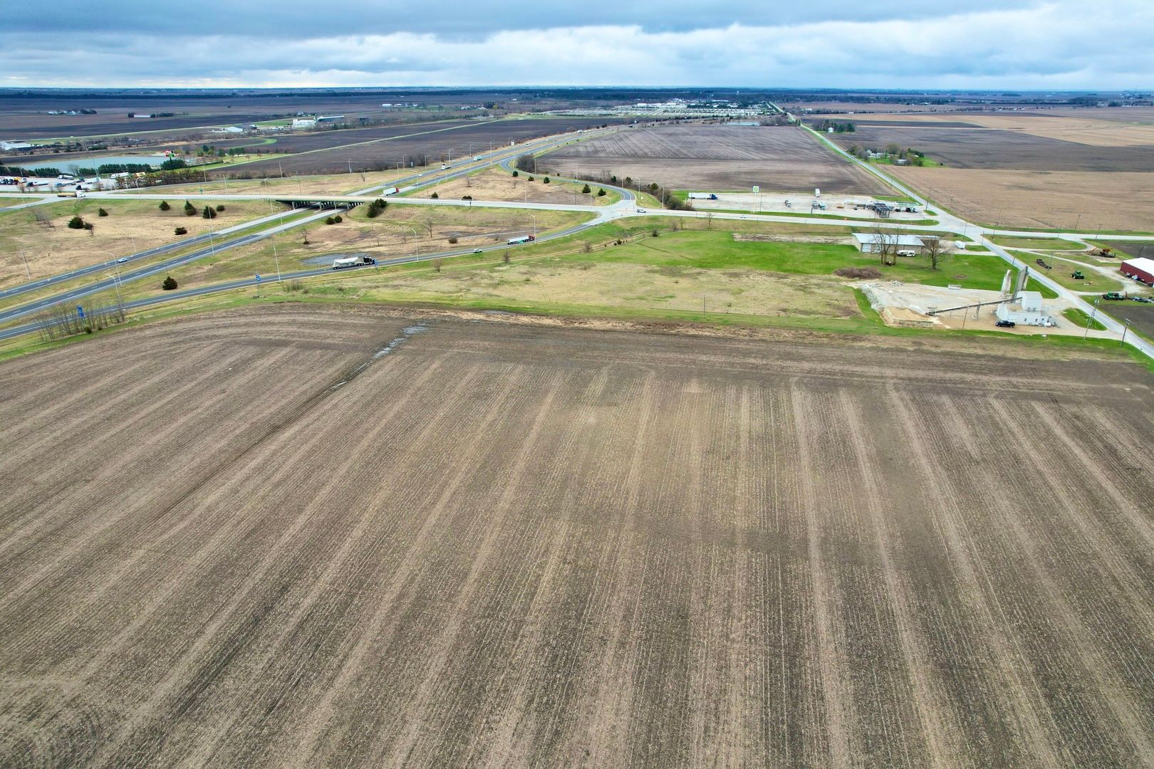 1702 N 600 E — Gilman, IL 60938
