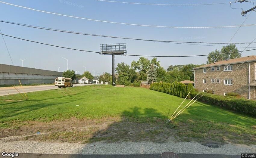 7850 Garden Lane — Justice, IL 60458