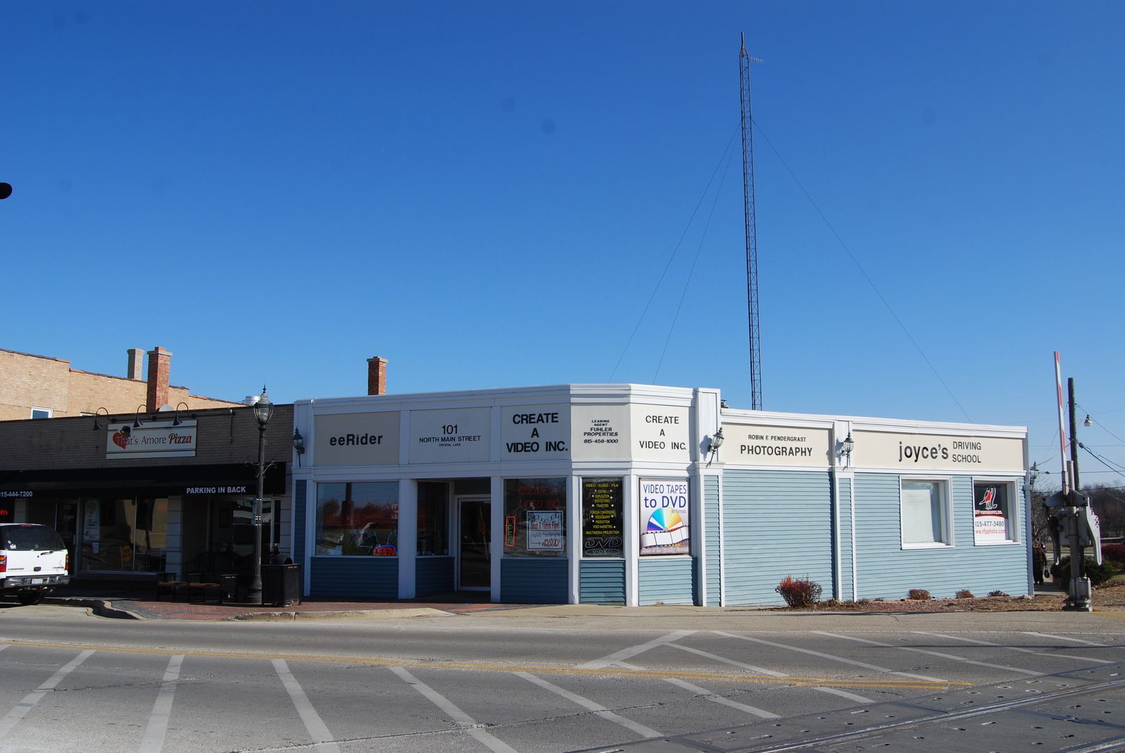 101 N Main Street — Crystal Lake, IL 60014