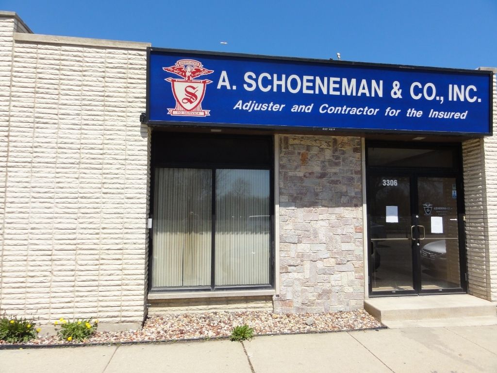 3306 W Peterson Avenue — Chicago, IL 60659