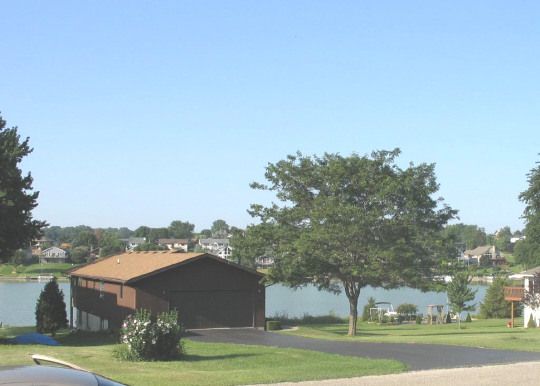 962 Breckenboro Road, Davis, IL 61019