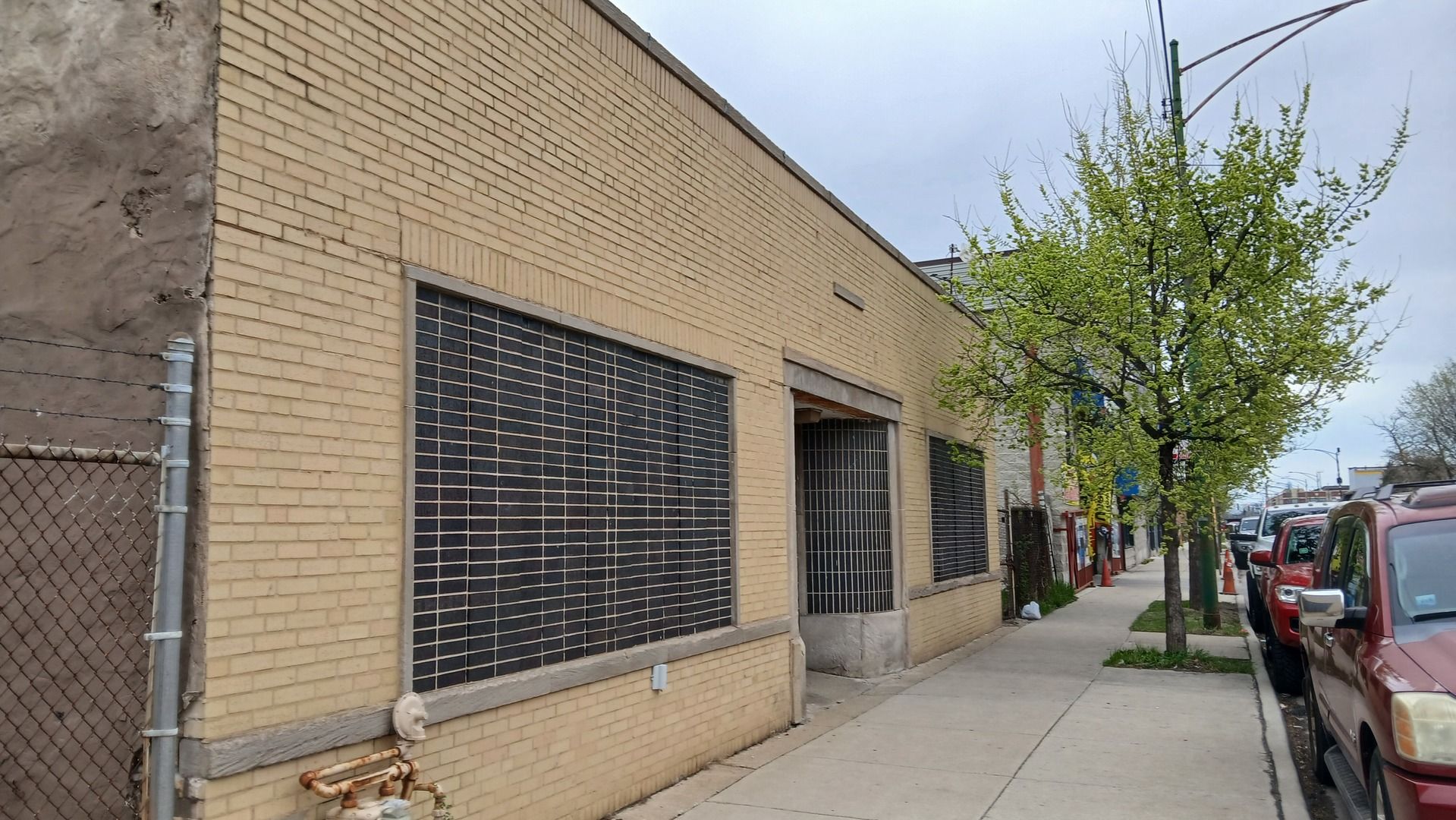 4942 W Division Street — Chicago, IL 60651