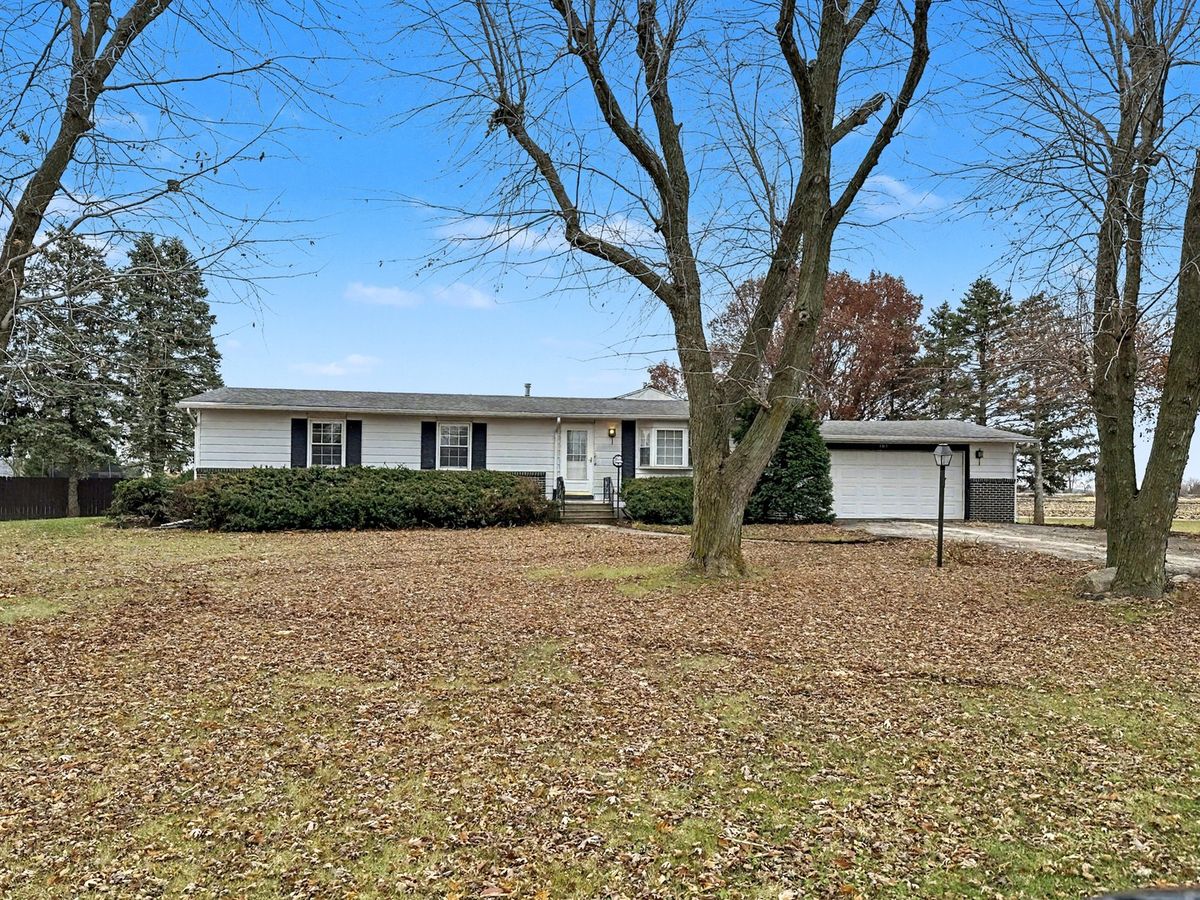 107 Clinton Street, Ashkum, IL 60911