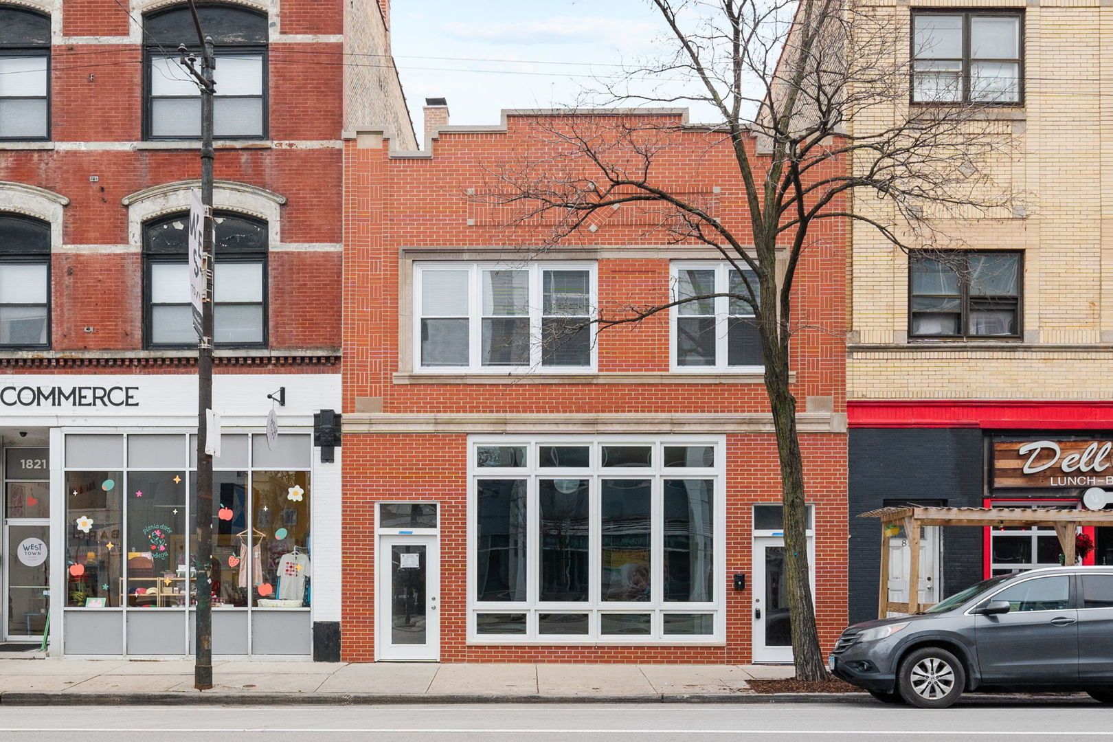 1823 W Chicago Avenue — Chicago, IL 60622