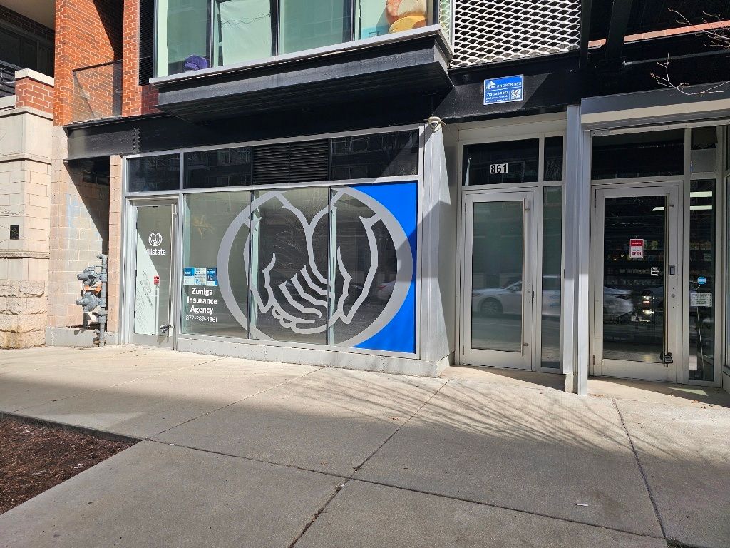 861 N Larrabee Street — Chicago, IL 60610