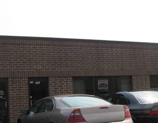 1000 N Rand Road #207 — Wauconda, IL 60084