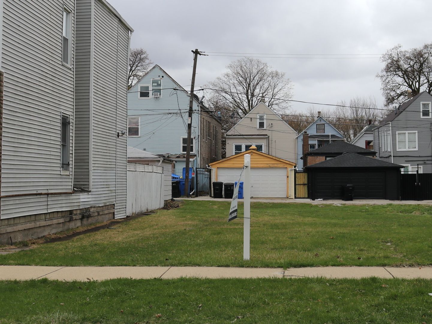 5244 S Honore Street — Chicago, IL 60609