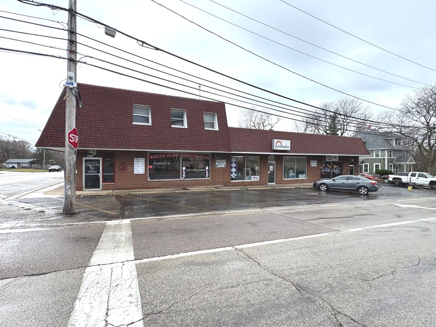 375-395 E State Street — South Elgin, IL 60177