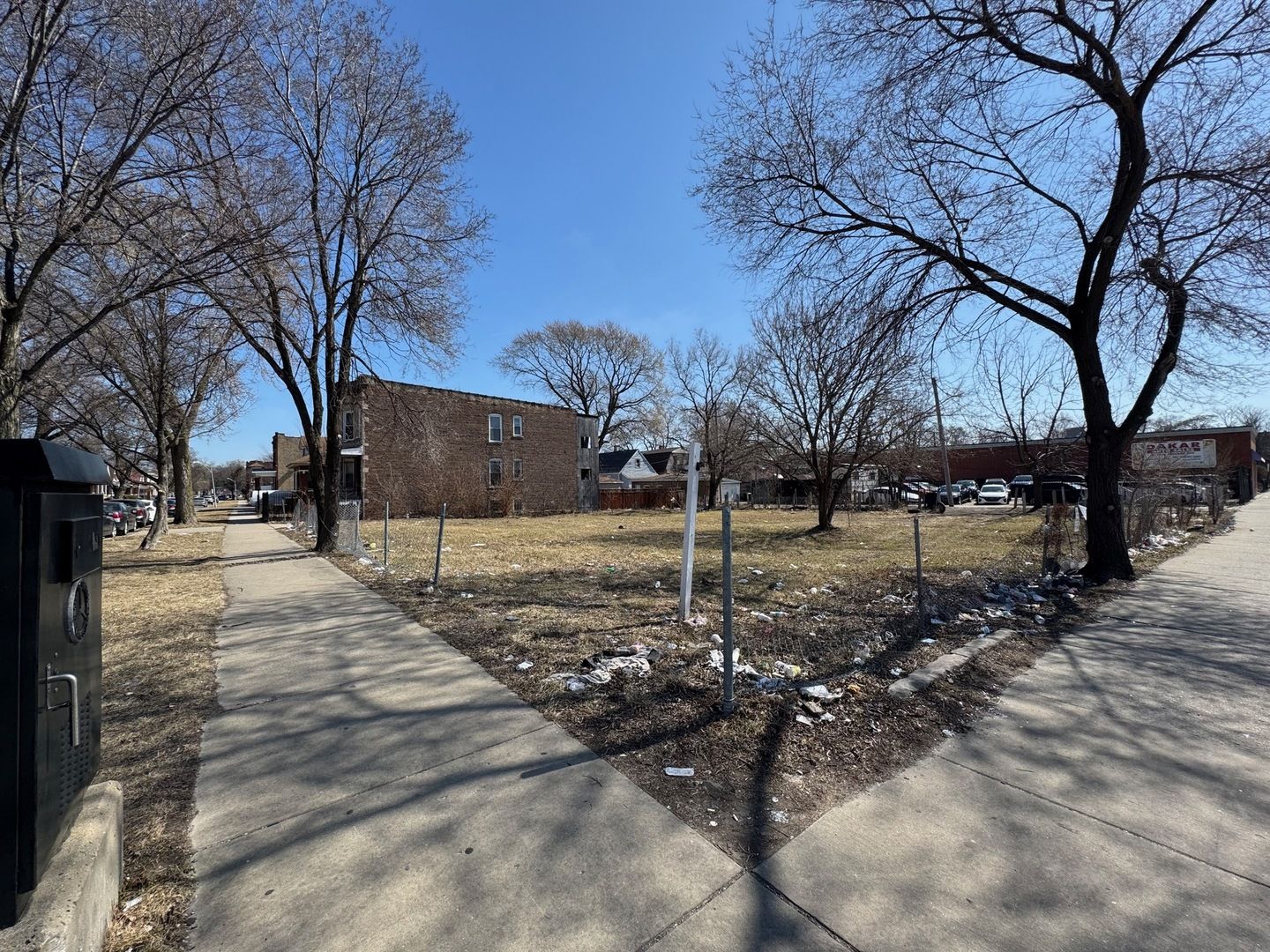 6101 S Ashland Avenue — Chicago, IL 60636