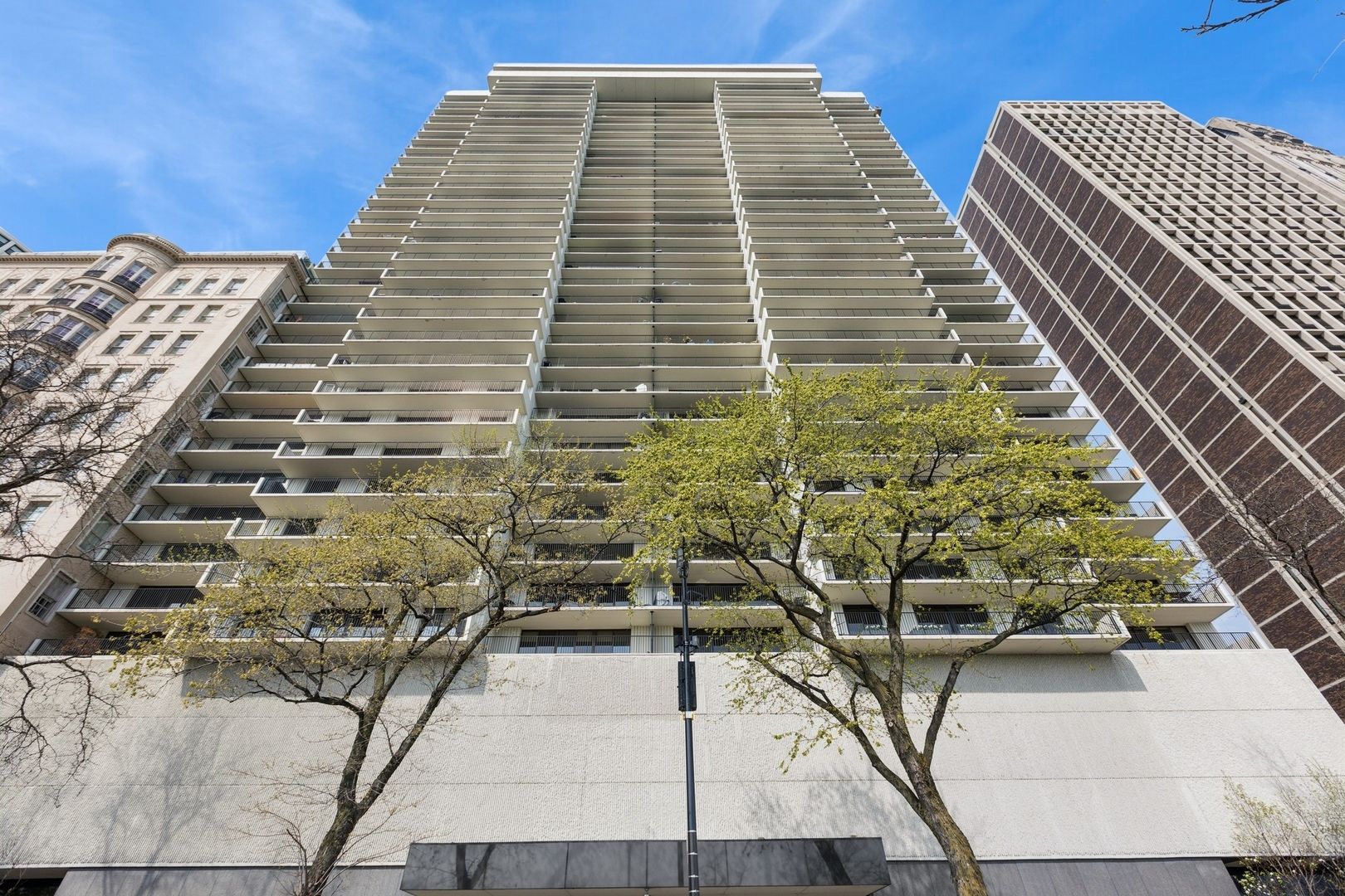 1212 N Lake Shore Drive #16BS — Chicago, IL 60610