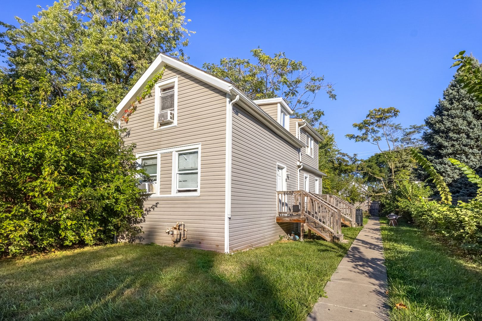 8607 S Morgan Street — Chicago, IL 60620