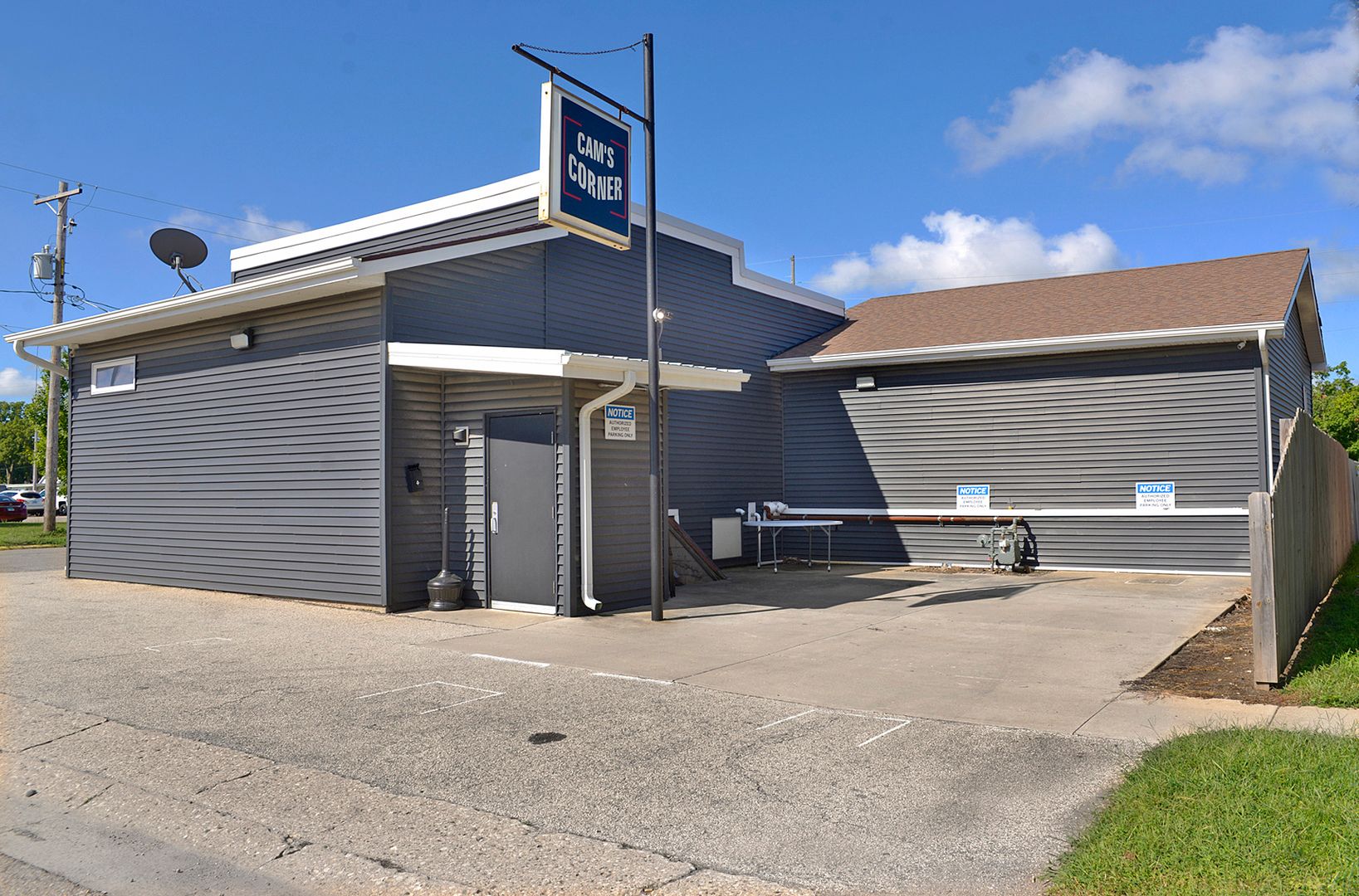 221 20th Avenue — Ottawa, IL 61350