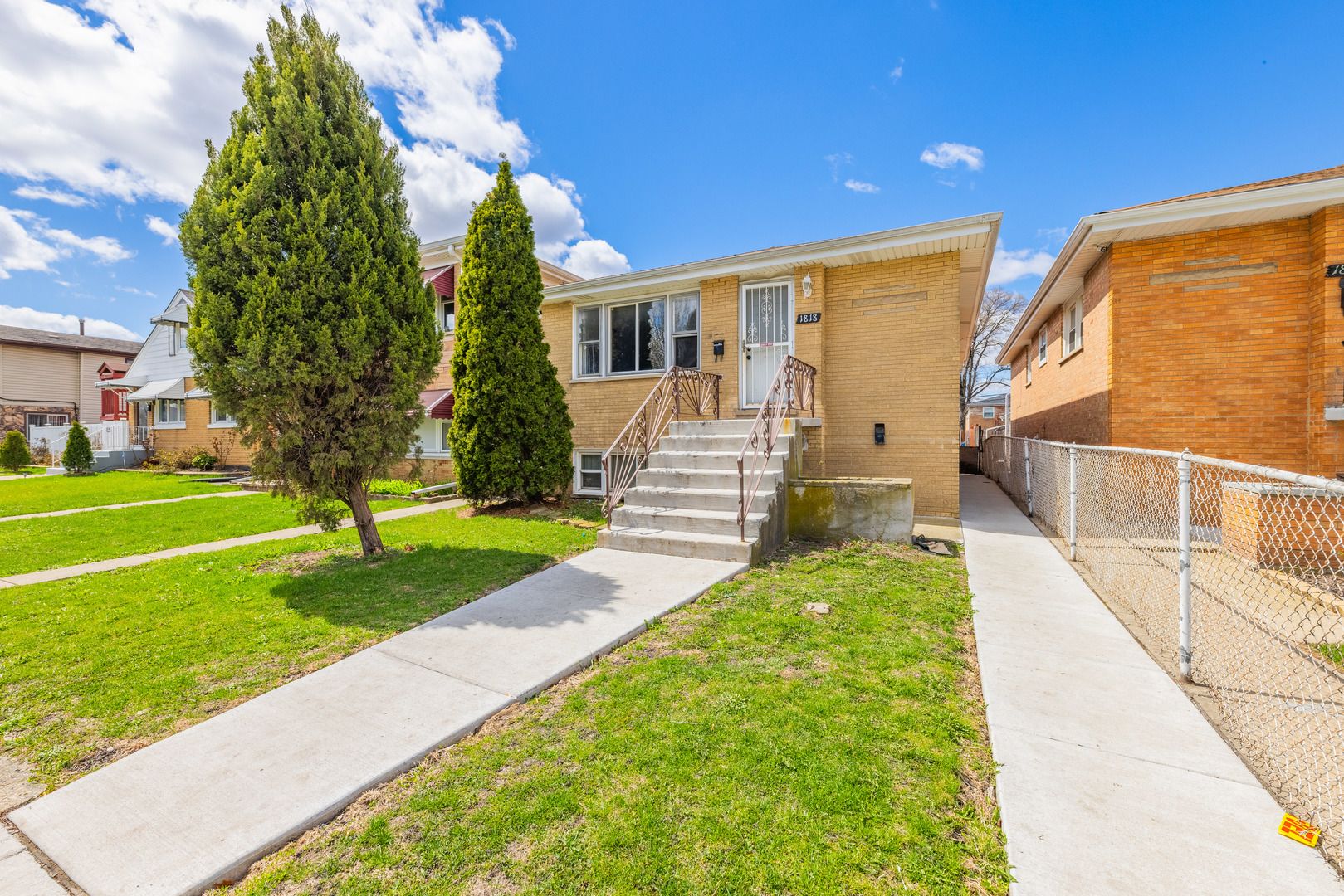 1818 N 39th Avenue — Stone Park, IL 60165