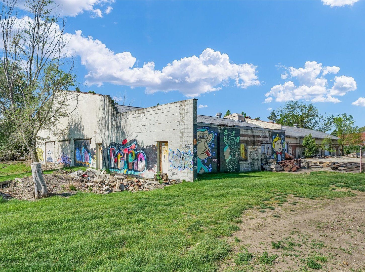 121 E Neal Drive #1 — Rantoul, IL 61866