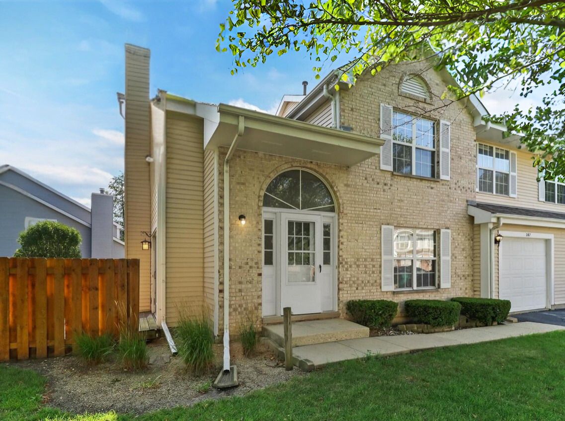 287 Kensington Court — Gurnee, IL 60031