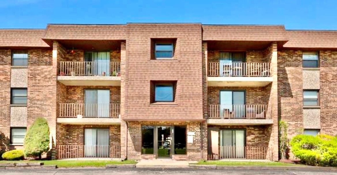 2237 175th Street, Lansing, IL 60438