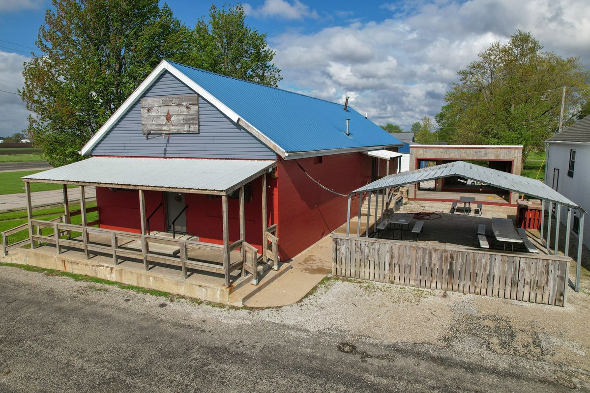 105 Main Street, Penfield, IL 61862