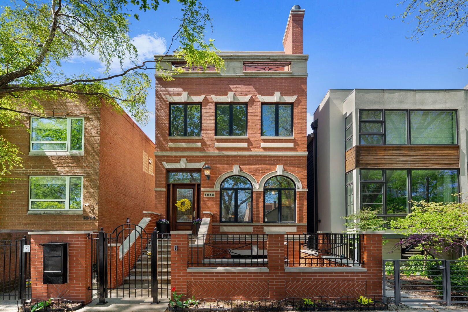 1816 N Hudson Avenue — Chicago, IL 60614