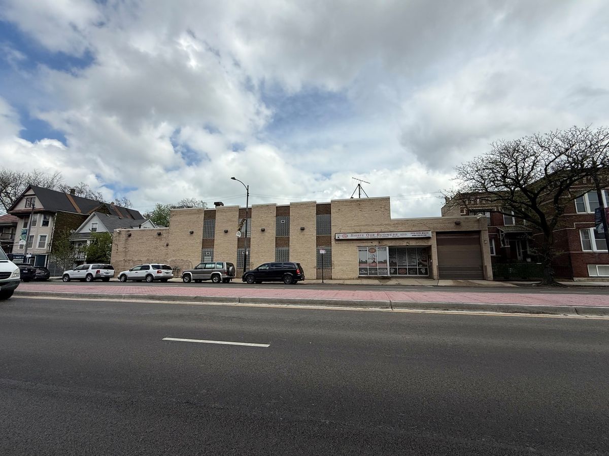 4949 Western Avenue, Chicago, IL 60625