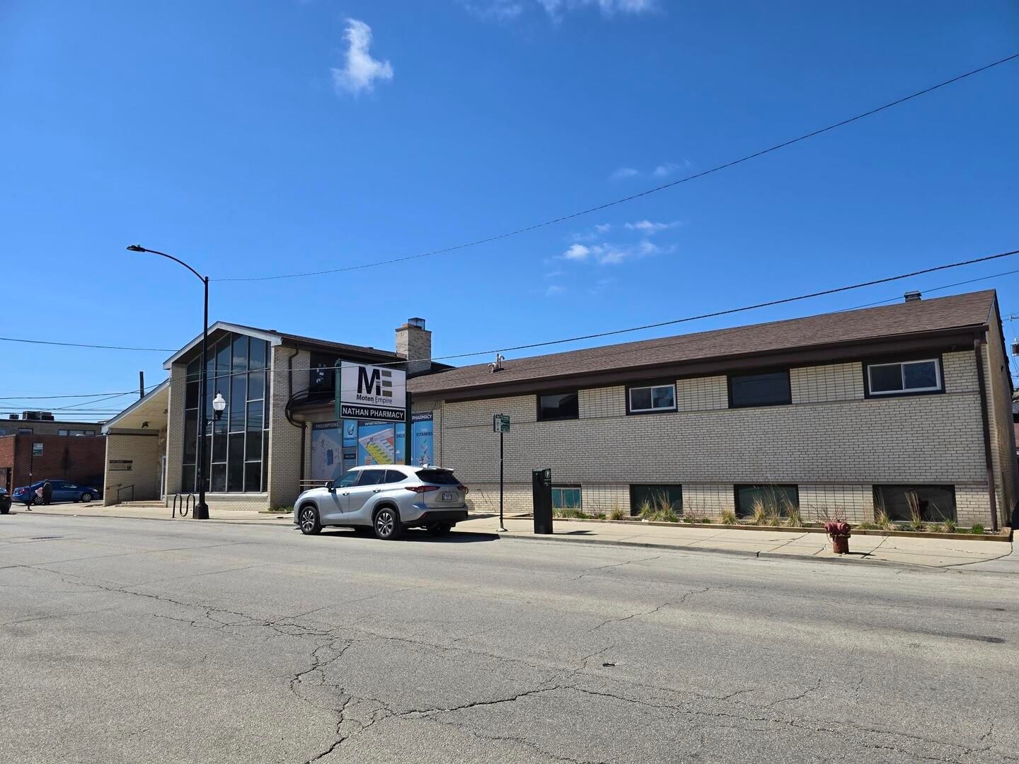 6420 N California Avenue — Chicago, IL 60645