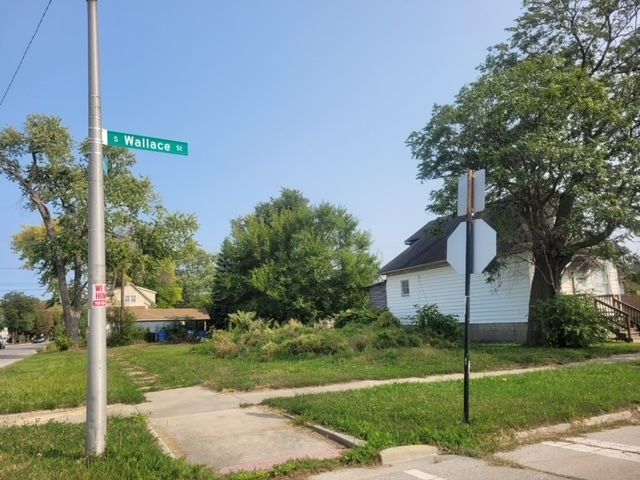 9001-9003 S Wallace Street — Chicago, IL 60620