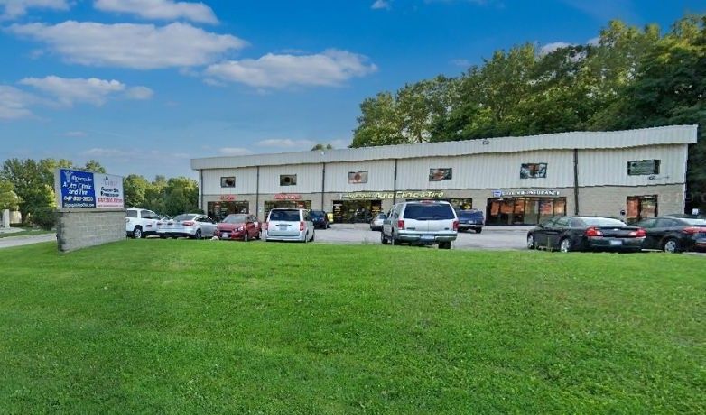 2025 E ALGONQUIN Road — Algonquin, IL 60102