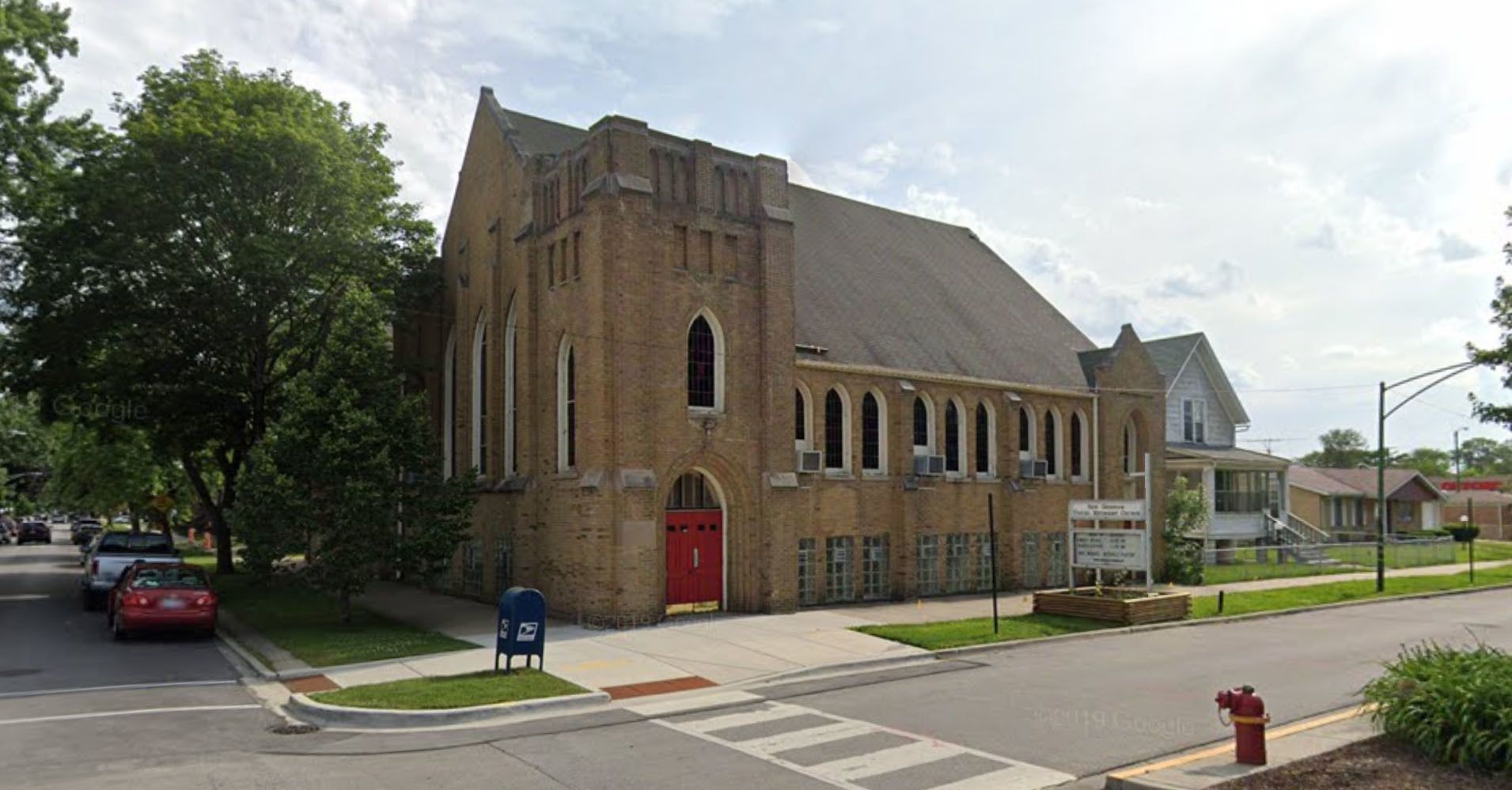 8700 S Emerald Avenue — Chicago, IL 60620