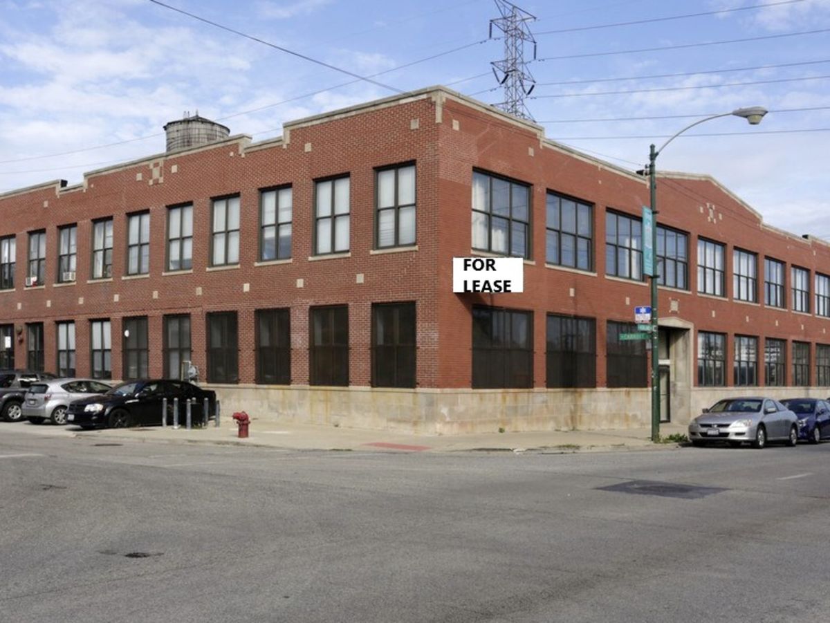 348 Ashland Avenue, Chicago, IL 60607