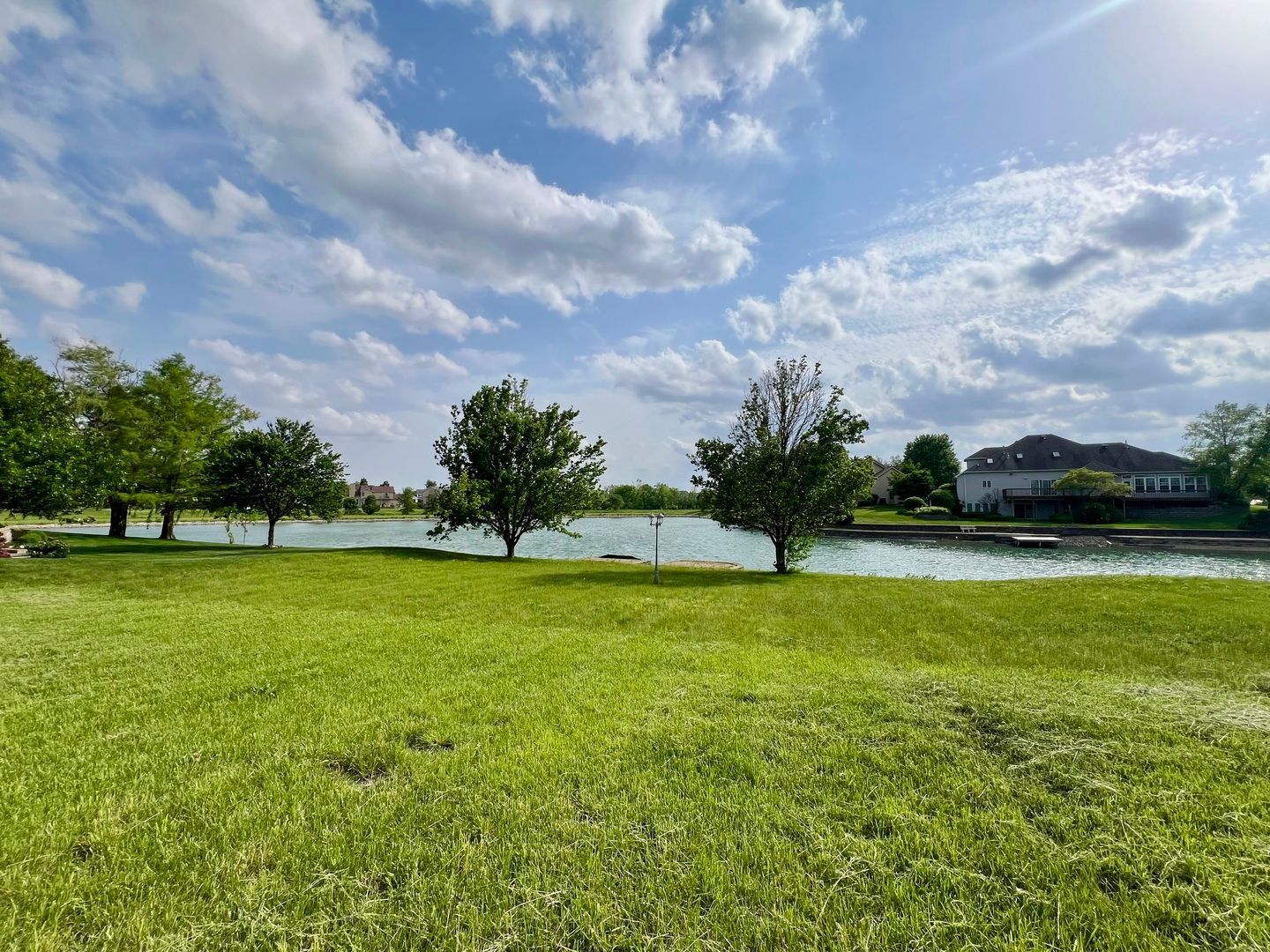 4309 Stonebridge Court — Champaign, IL 61822
