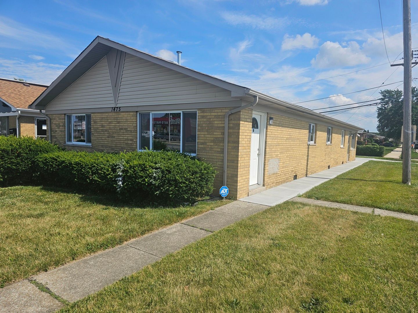 1475 Sibley Boulevard — Calumet City, IL 60409
