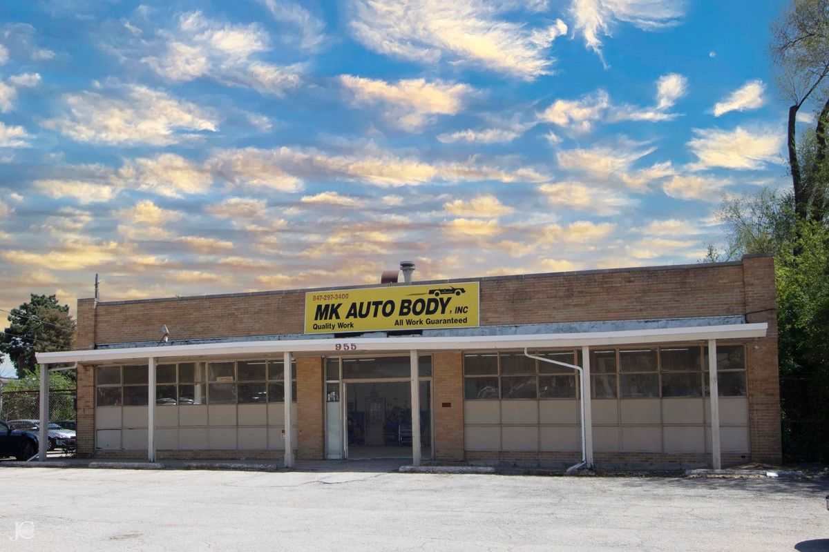 955 RAND Road, Des Plaines, IL 60016