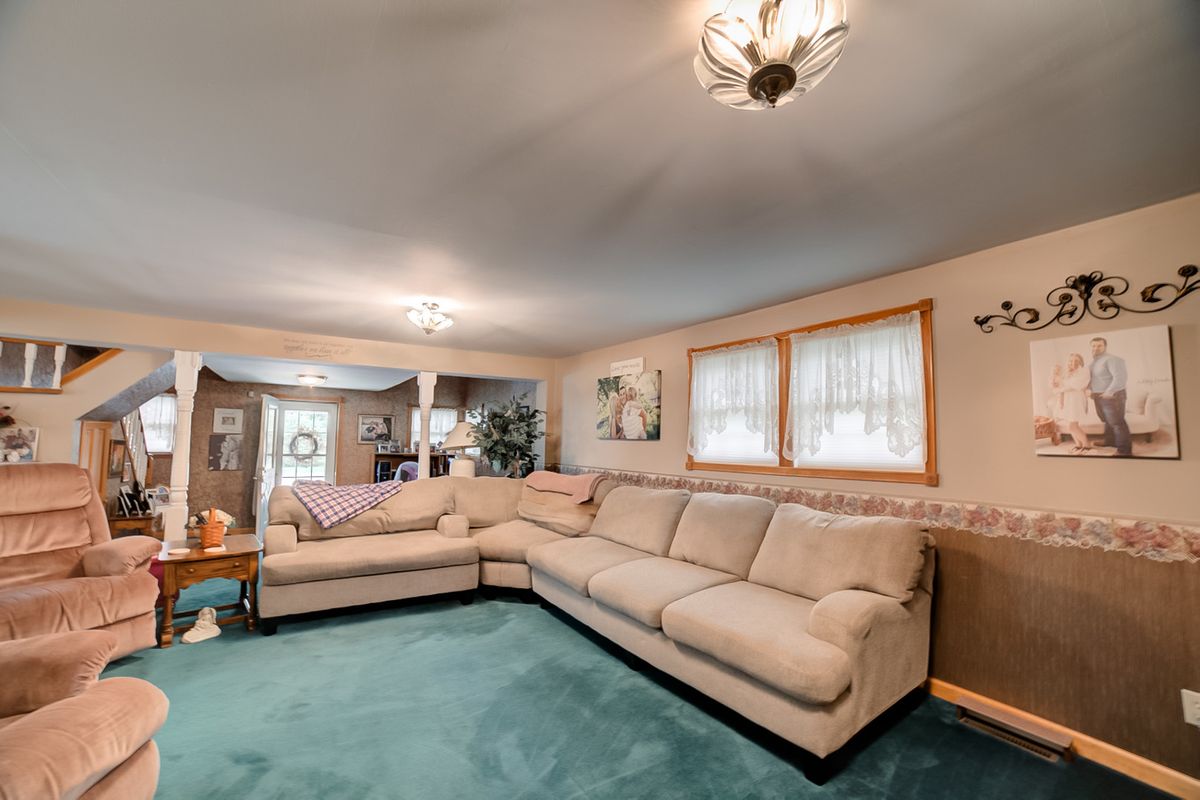 205 Park Street, Milford, IL 60953