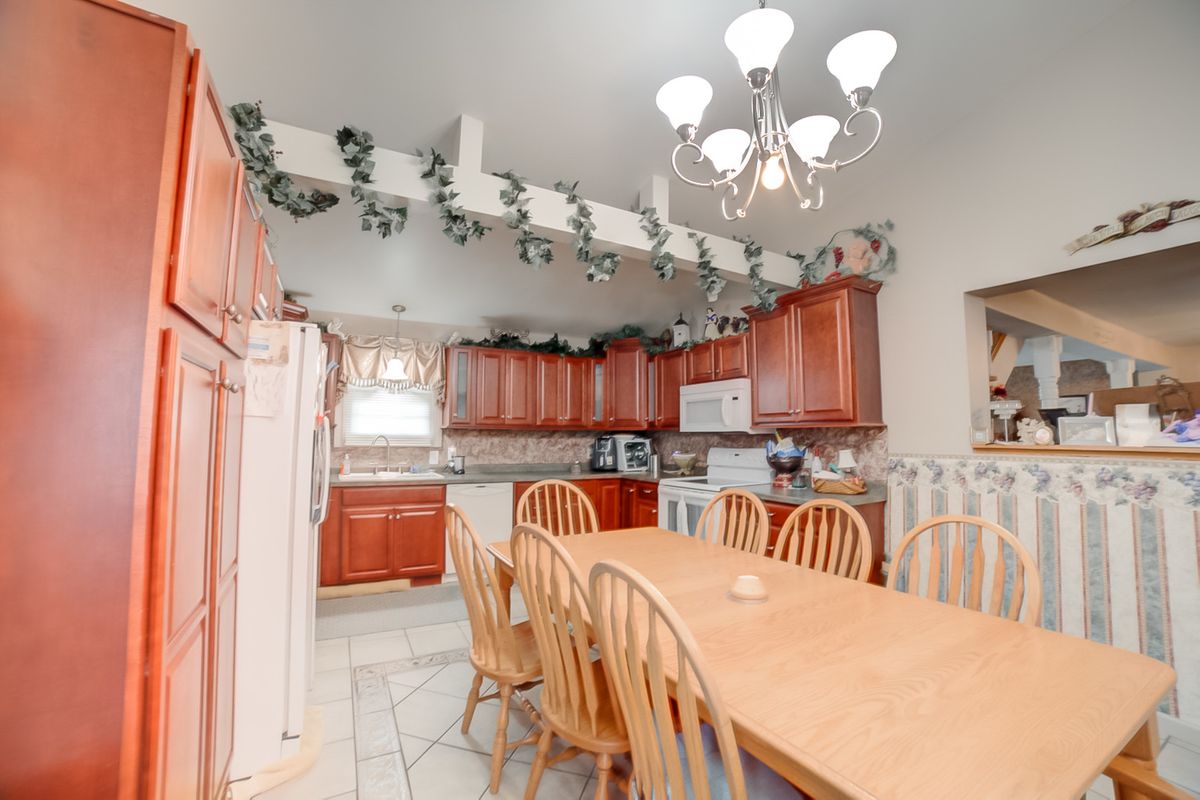 205 Park Street, Milford, IL 60953