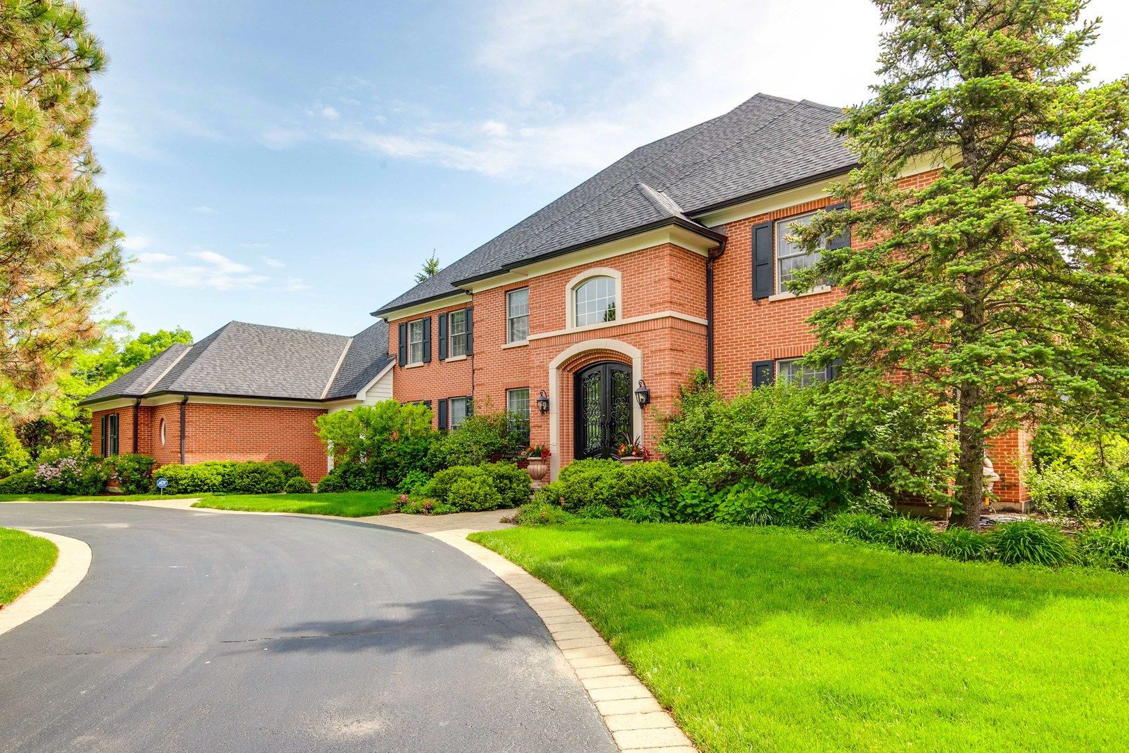 920 Gage Lane — Lake Forest, IL 60045