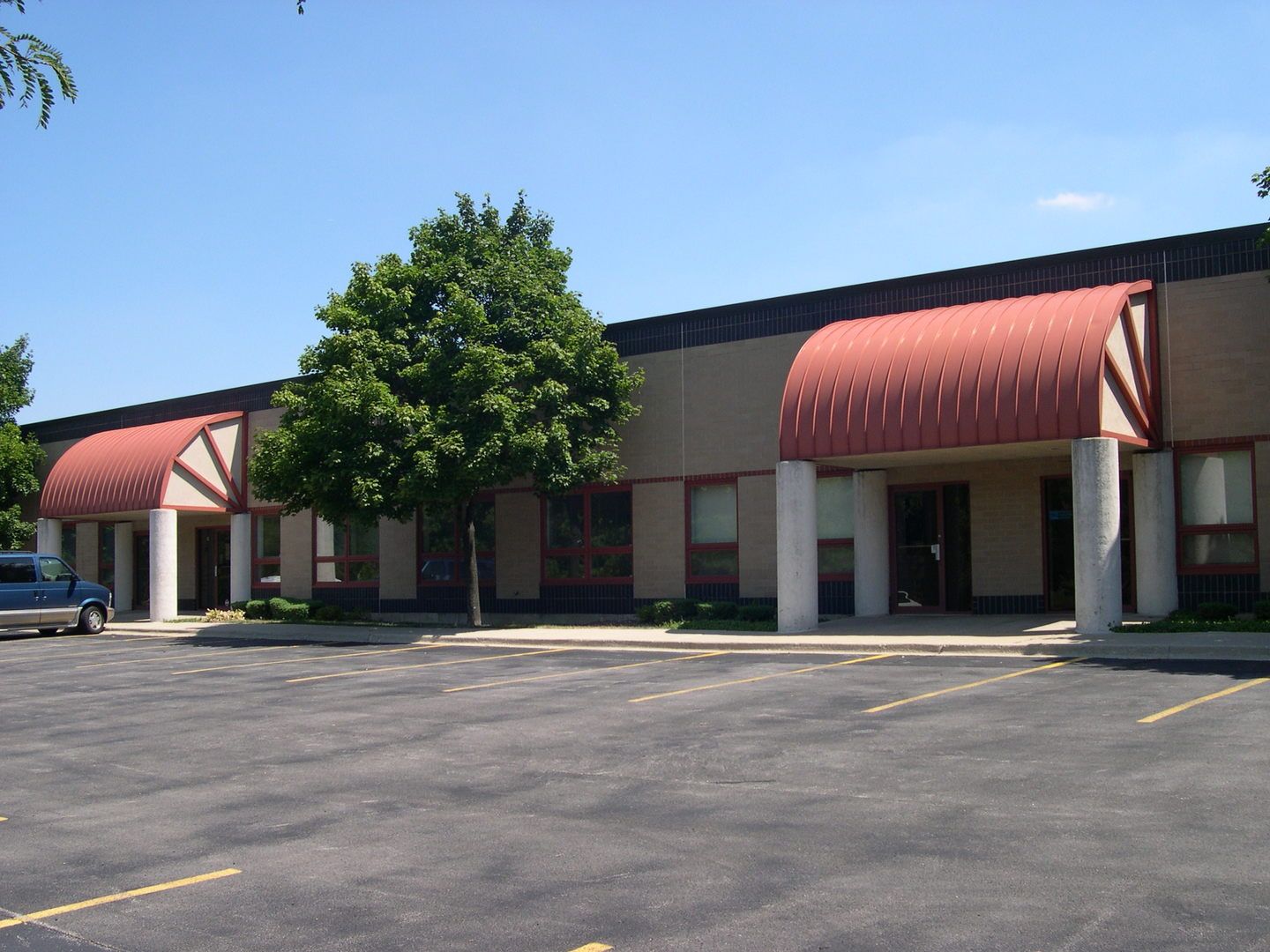 7101 Adams Street #8 — Willowbrook, IL 60527