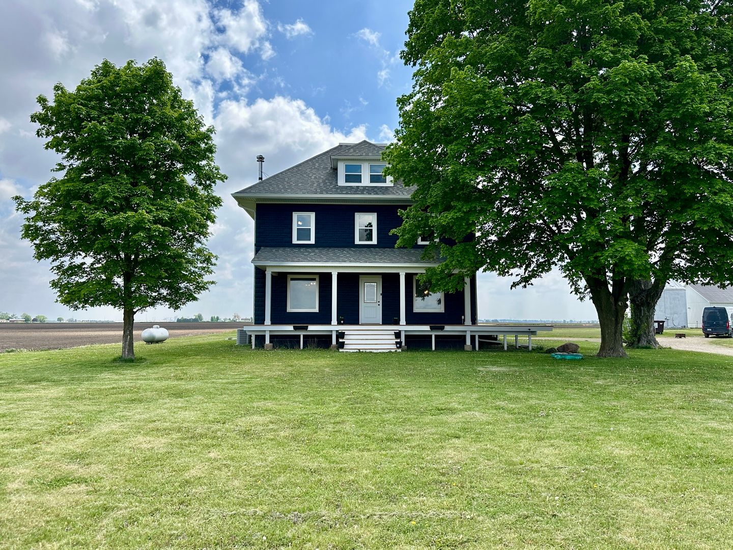 2034 Gittleson Road — Rochelle, IL 61068