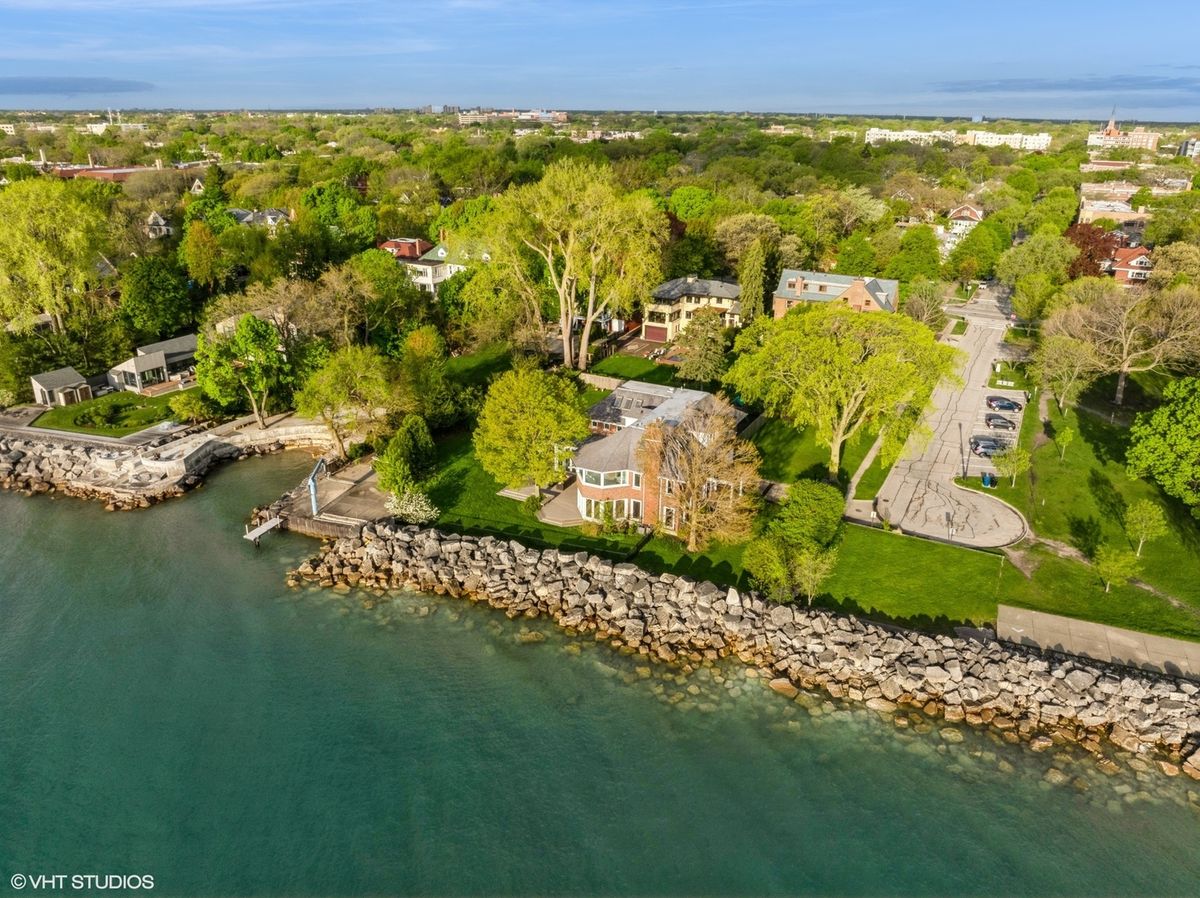 90 Kedzie Street, Evanston, IL 60202