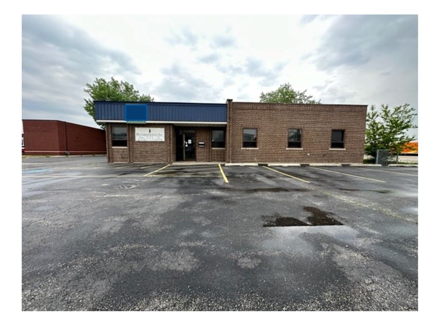 7845 W 79th Street W — Bridgeview, IL 60455