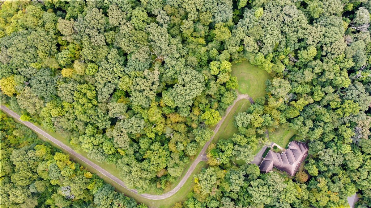 4 Lotus Ridge Road, Yorkville, IL 60560