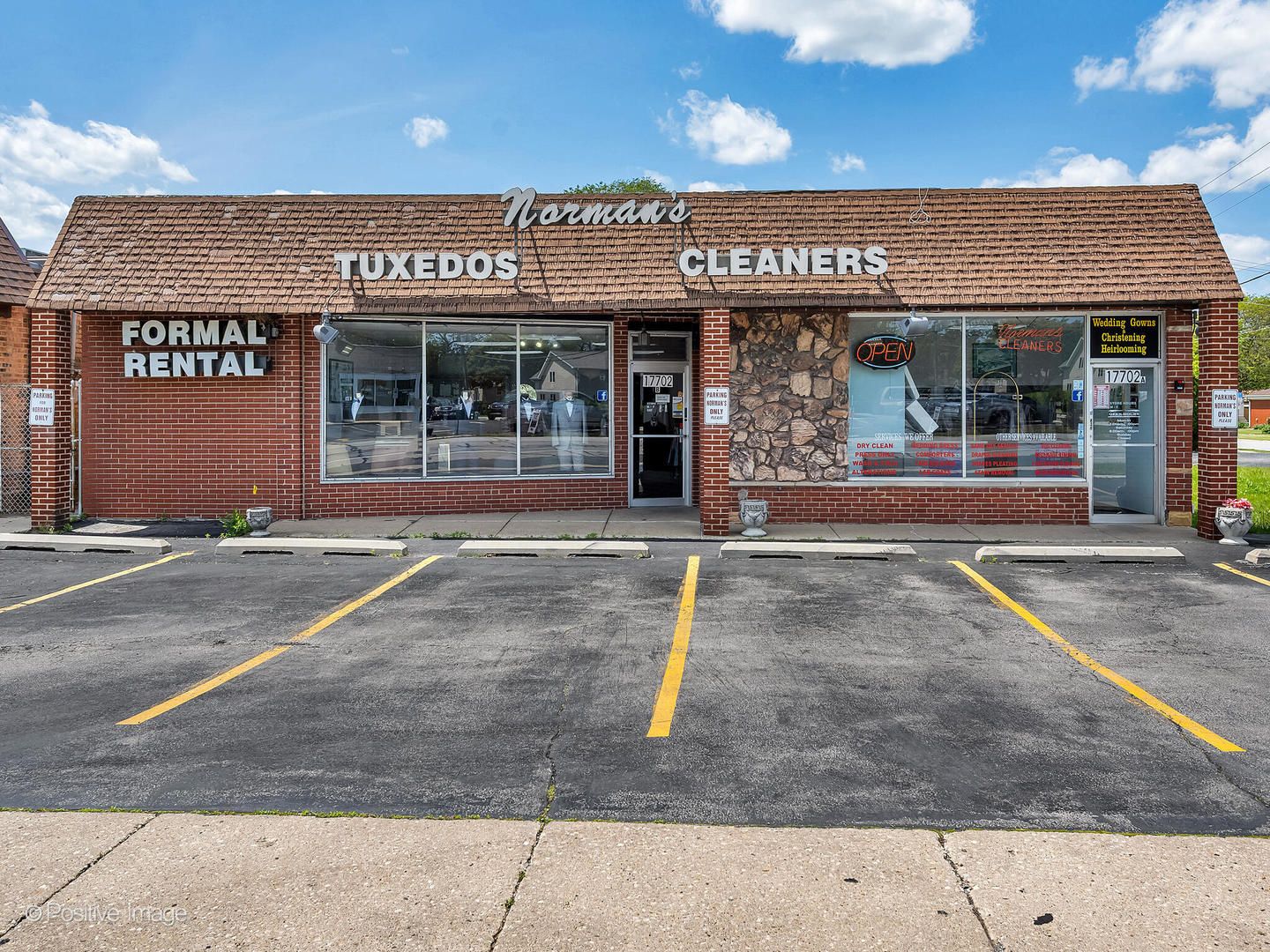 17702 Oak Park Avenue — Tinley Park, IL 60477