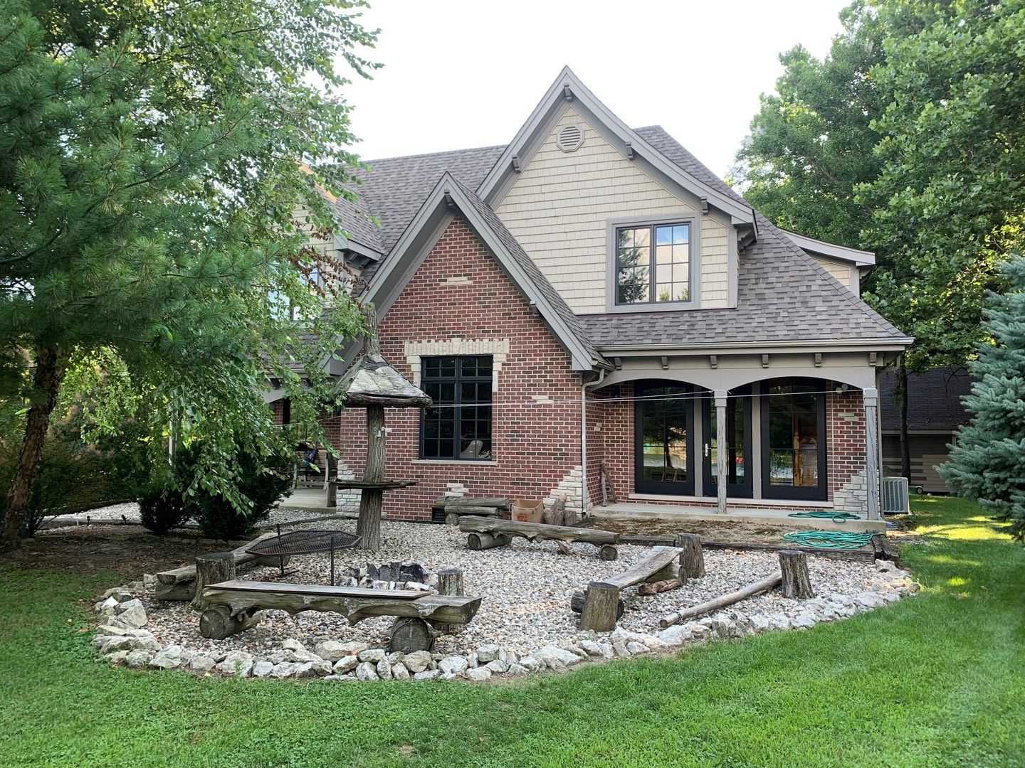 423 Mallard Point — Danville, IL 61832