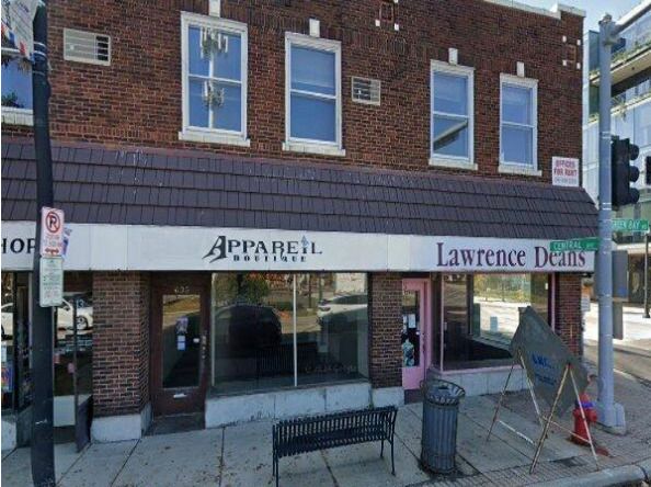 621 Green Bay Road — Wilmette, IL 60091